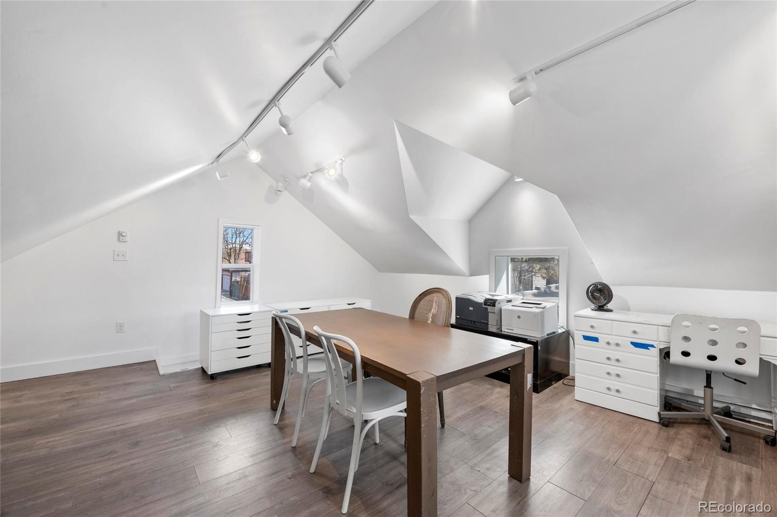 MLS Image #40 for 328 s lincoln street,denver, Colorado