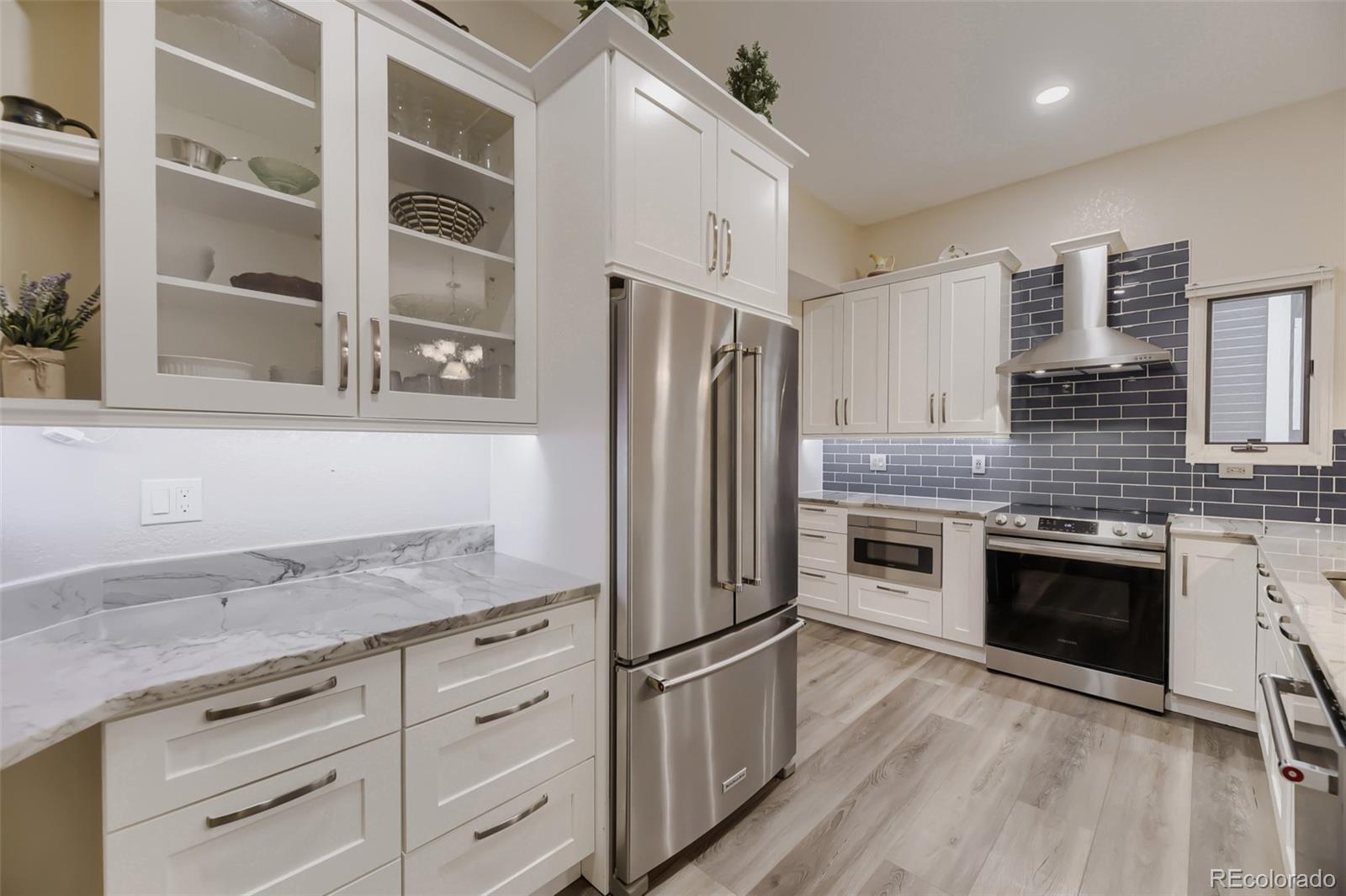 MLS Image #12 for 2568 s independence court,denver, Colorado