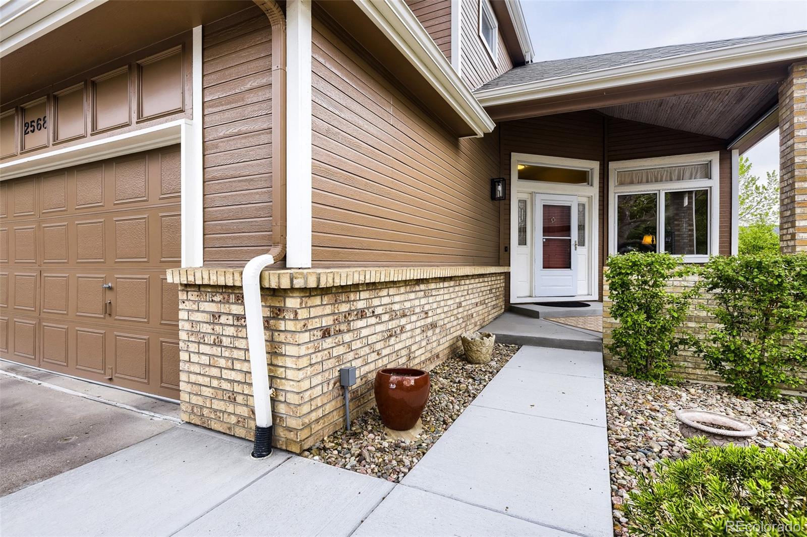 MLS Image #2 for 2568 s independence court,denver, Colorado