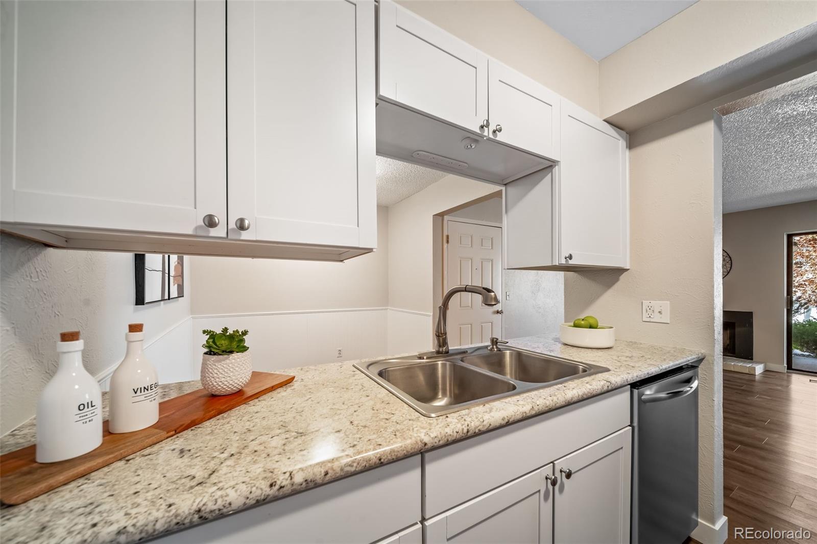 MLS Image #16 for 7665 e eastman avenue,denver, Colorado