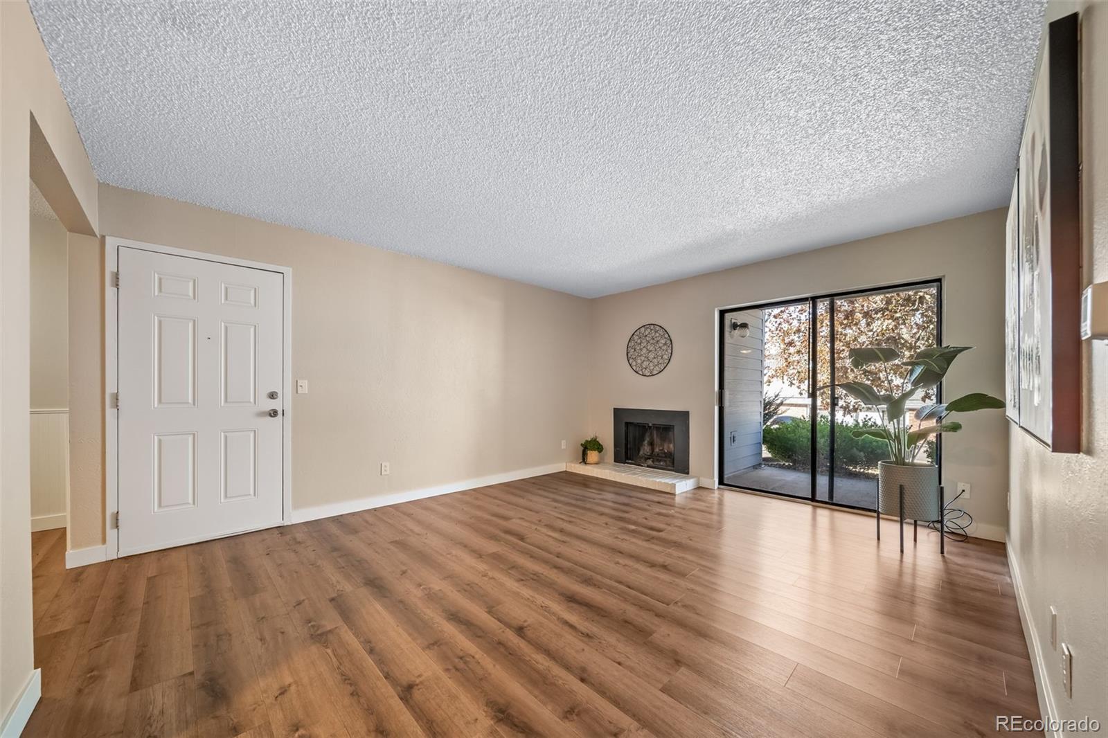 MLS Image #7 for 7665 e eastman avenue,denver, Colorado