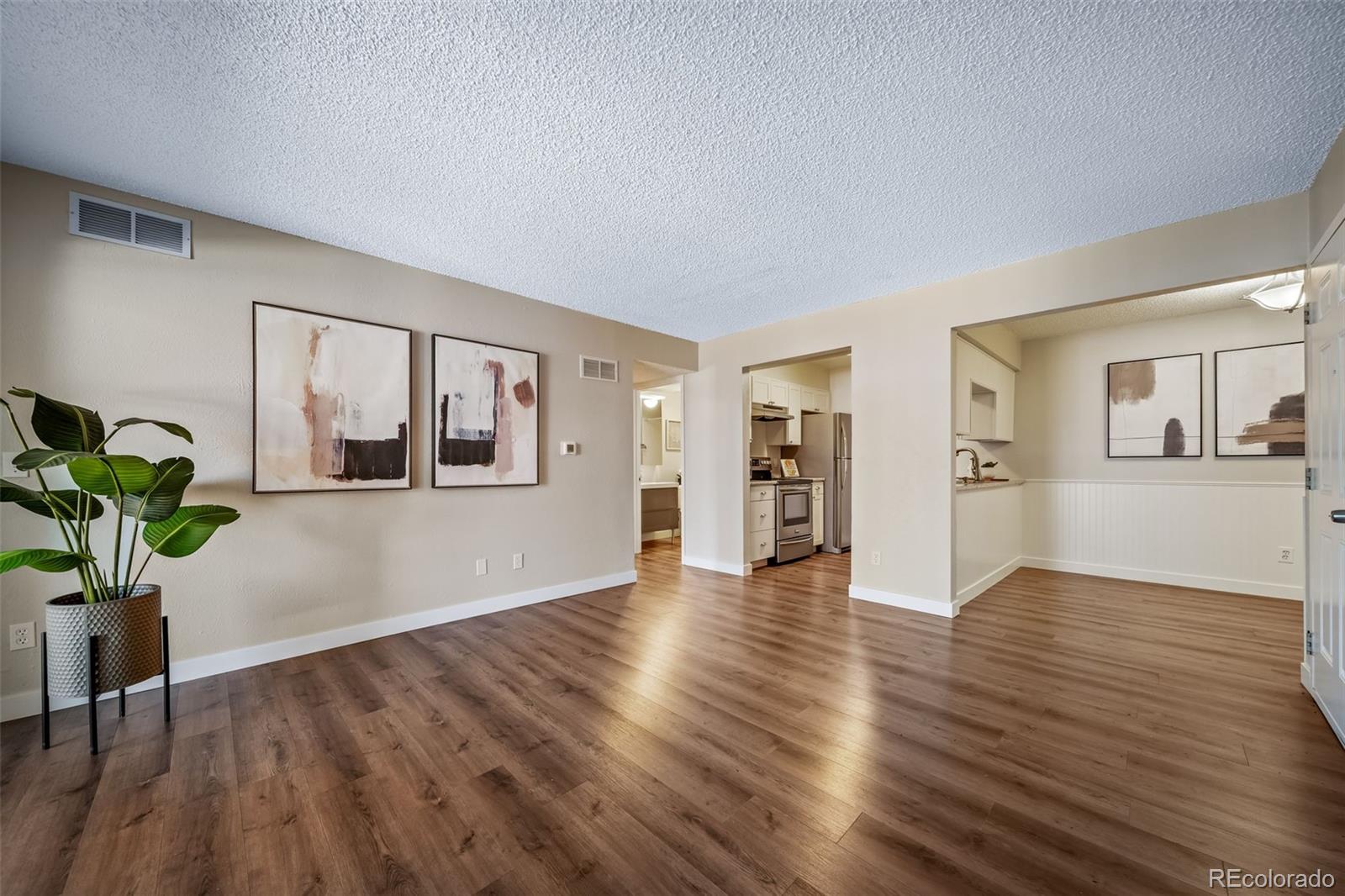 MLS Image #9 for 7665 e eastman avenue,denver, Colorado