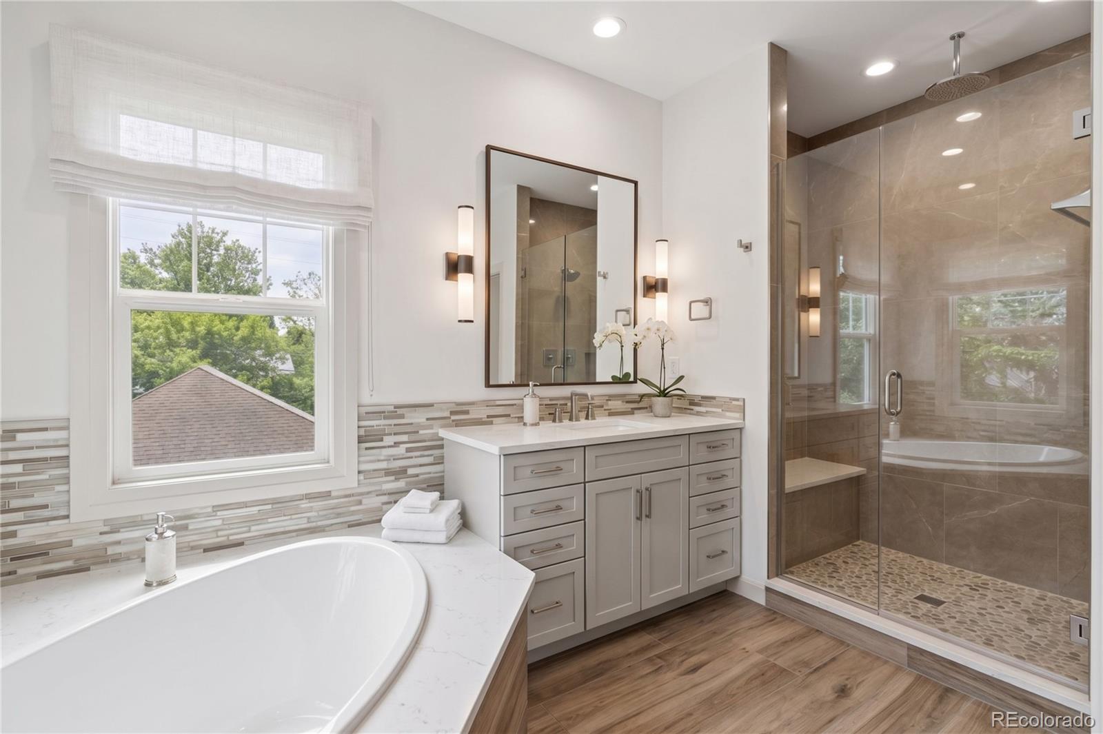 MLS Image #20 for 2335 n glencoe street,denver, Colorado