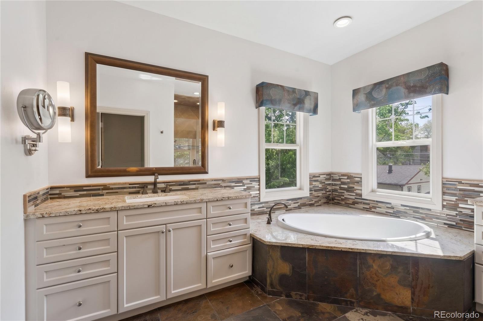 MLS Image #21 for 2335 n glencoe street,denver, Colorado