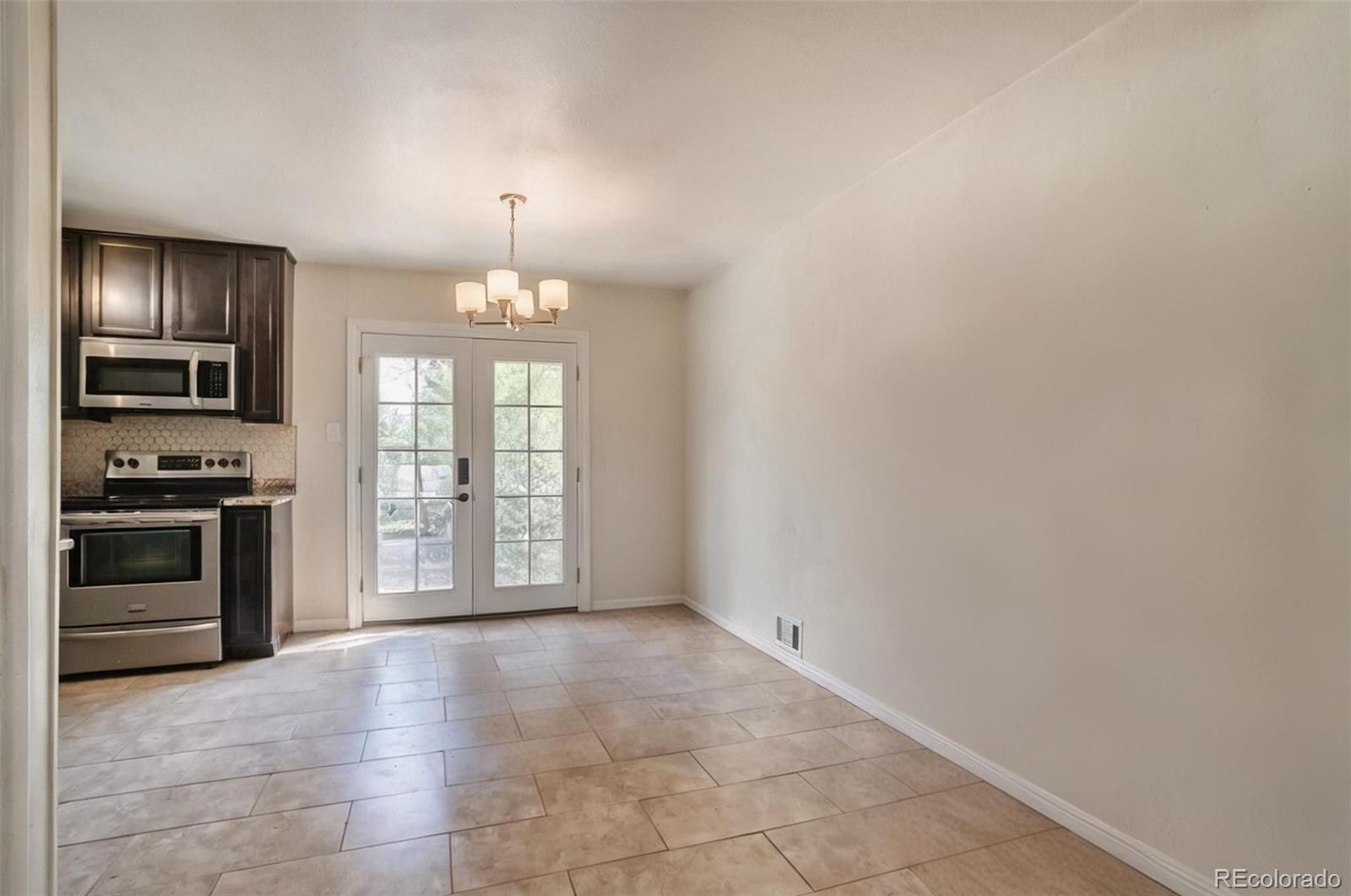 MLS Image #5 for 10250 w 65th avenue,arvada, Colorado