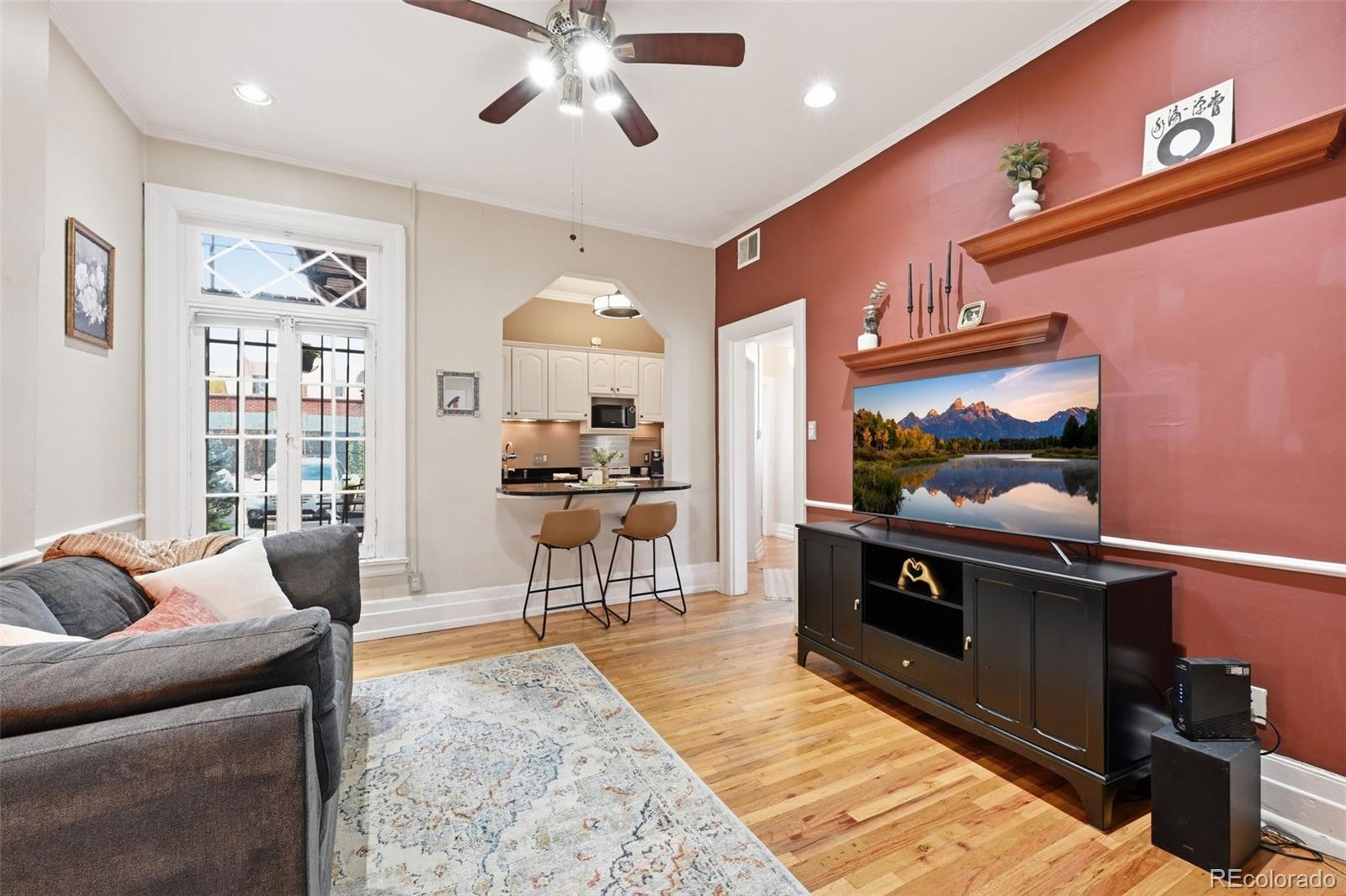 MLS Image #2 for 726 e 16th avenue 102,denver, Colorado
