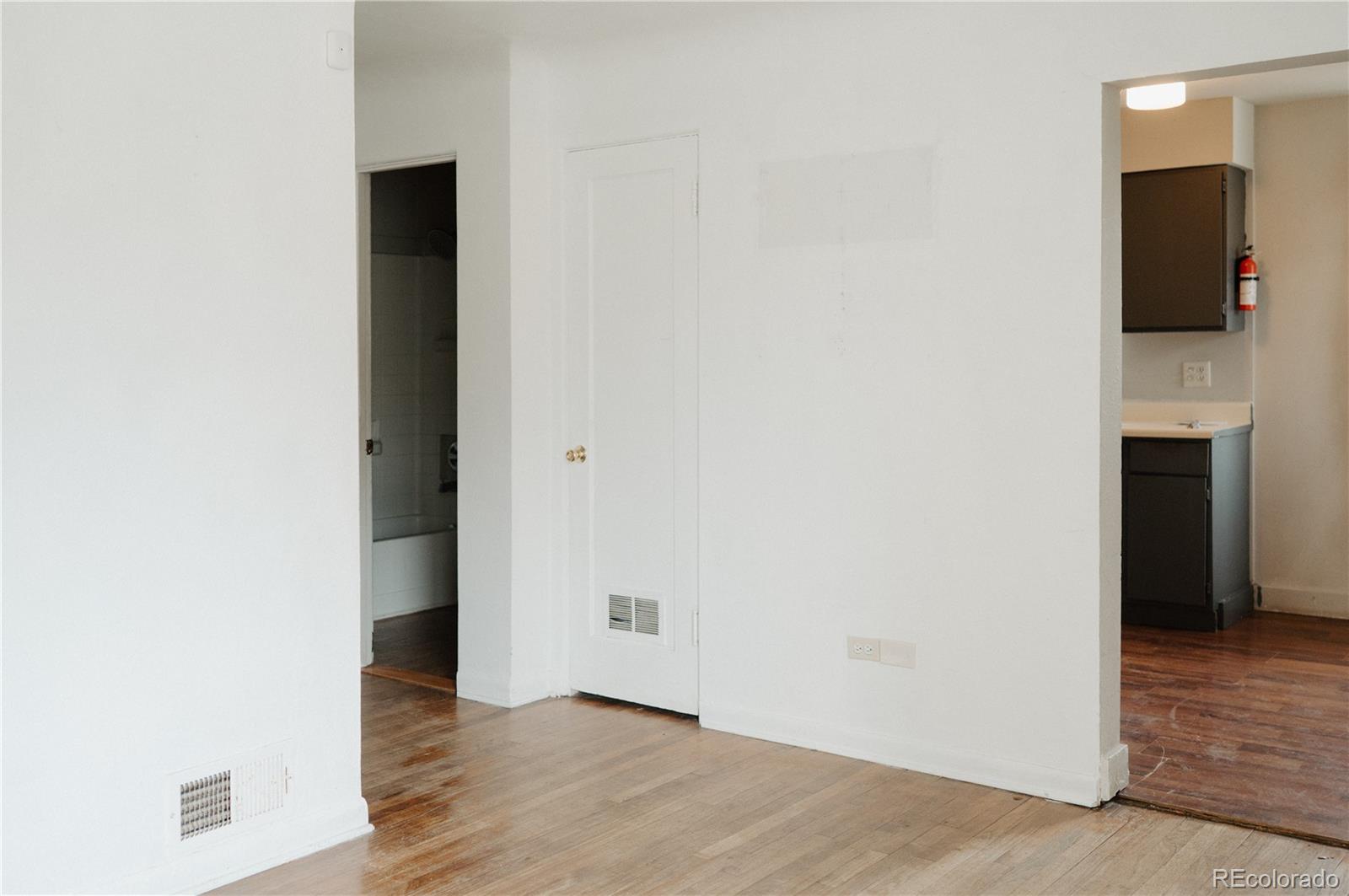 MLS Image #8 for 5  stuart street,denver, Colorado