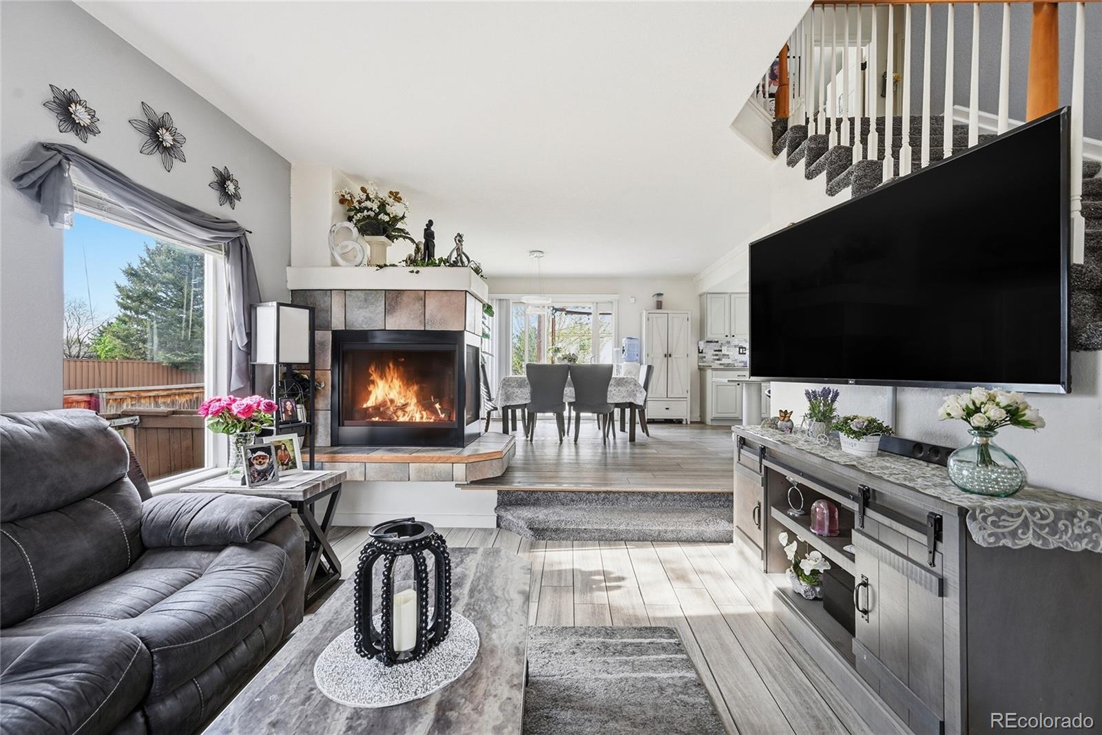 MLS Image #4 for 4335  lyndenwood point,highlands ranch, Colorado
