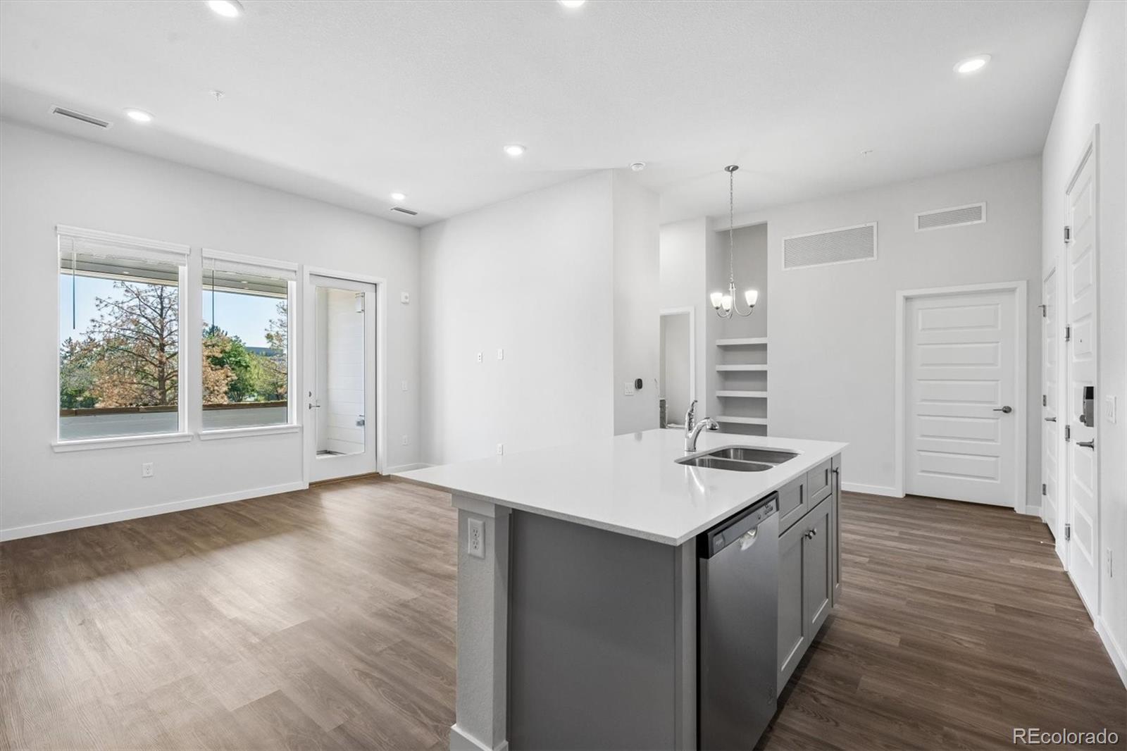 MLS Image #0 for 483  interlocken boulevard 102,broomfield, Colorado