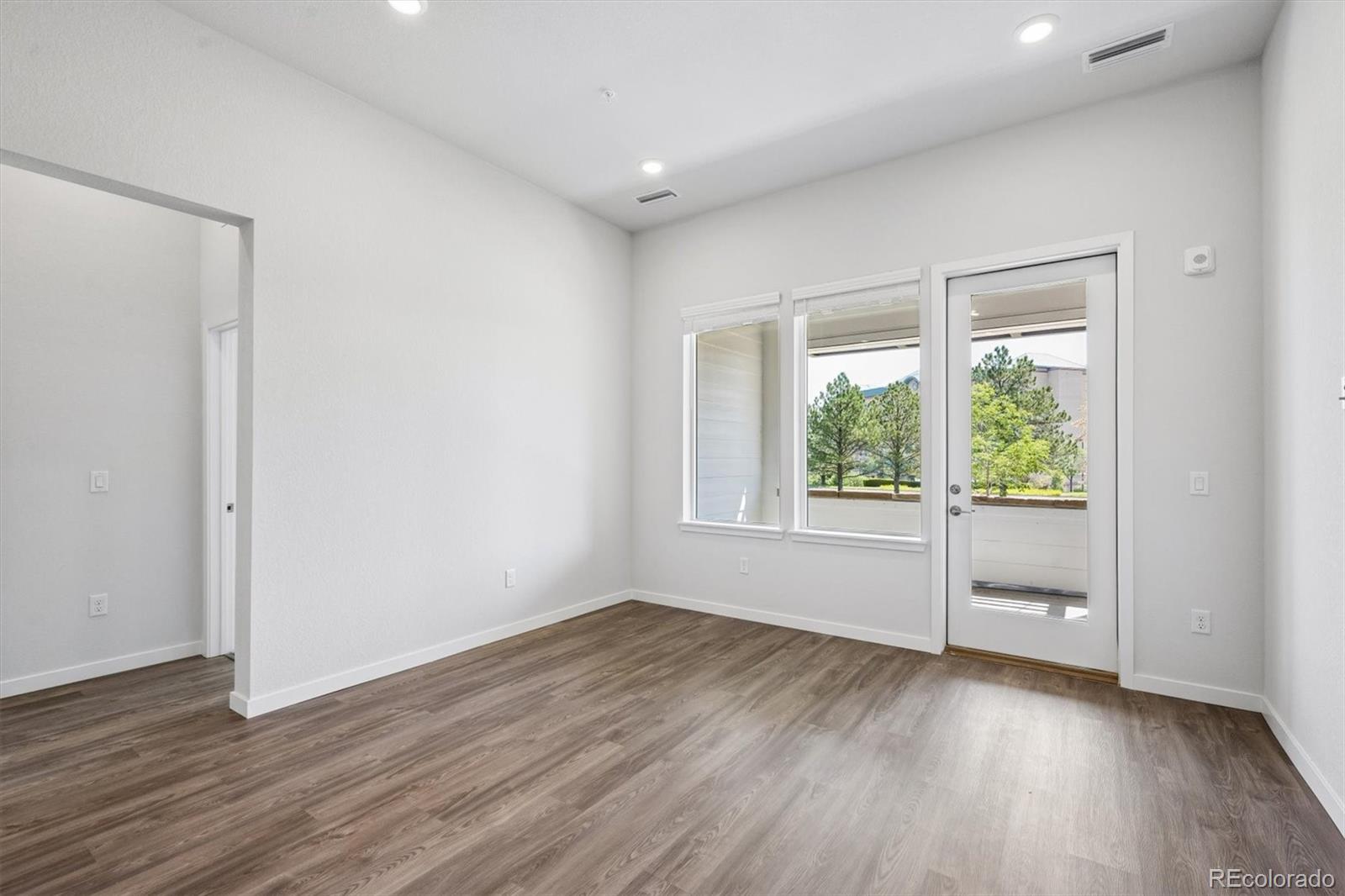 MLS Image #4 for 483  interlocken boulevard 102,broomfield, Colorado