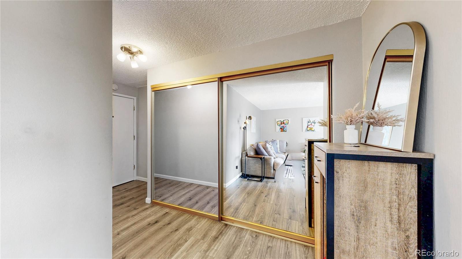 MLS Image #13 for 2  adams street,denver, Colorado