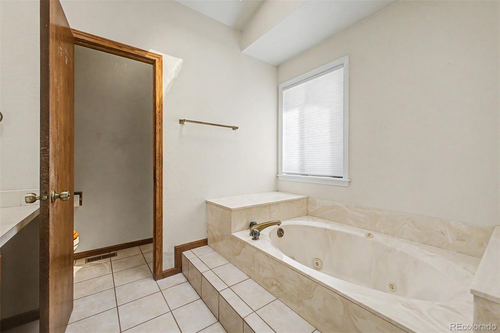 MLS Image #18 for 1617  albion lane,longmont, Colorado