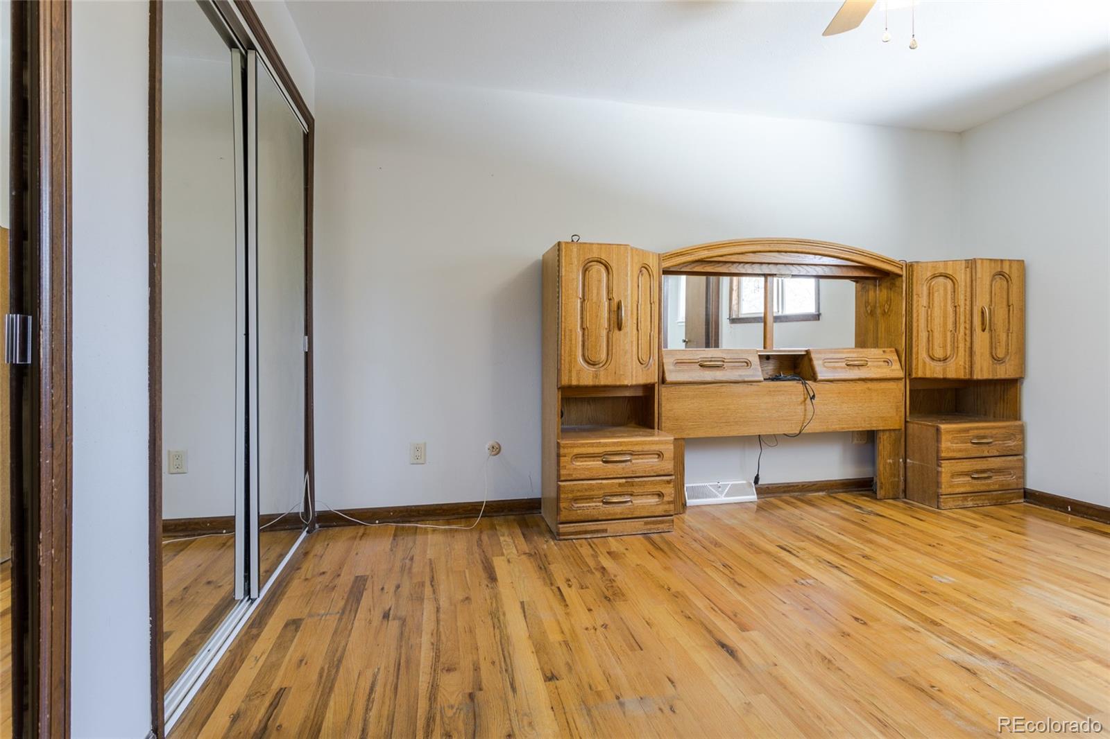 MLS Image #10 for 425 s uvalda circle,aurora, Colorado