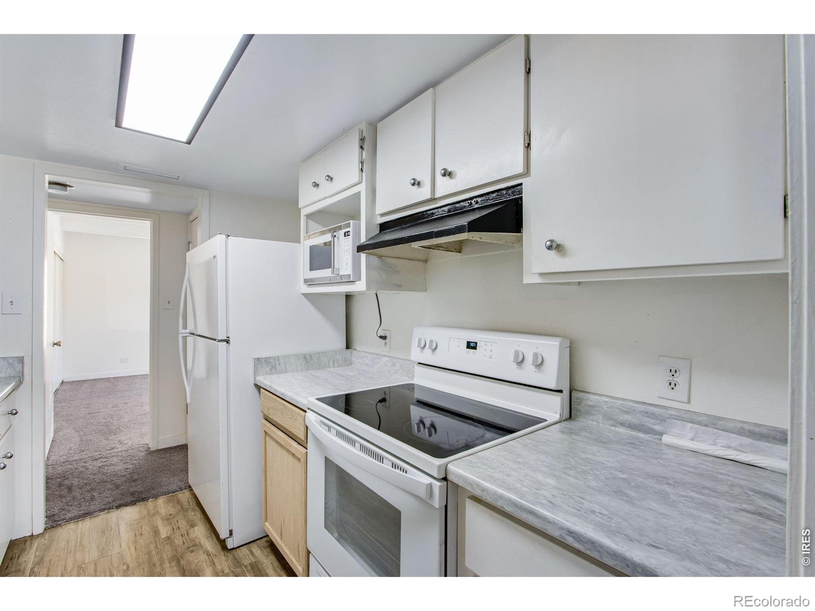 MLS Image #10 for 9725 e harvard avenue,denver, Colorado