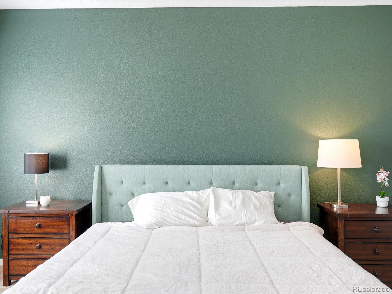 MLS Image #13 for 2575 s syracuse way h202,denver, Colorado
