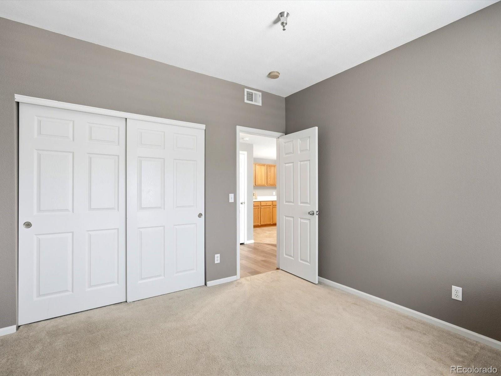 MLS Image #22 for 2575 s syracuse way h202,denver, Colorado
