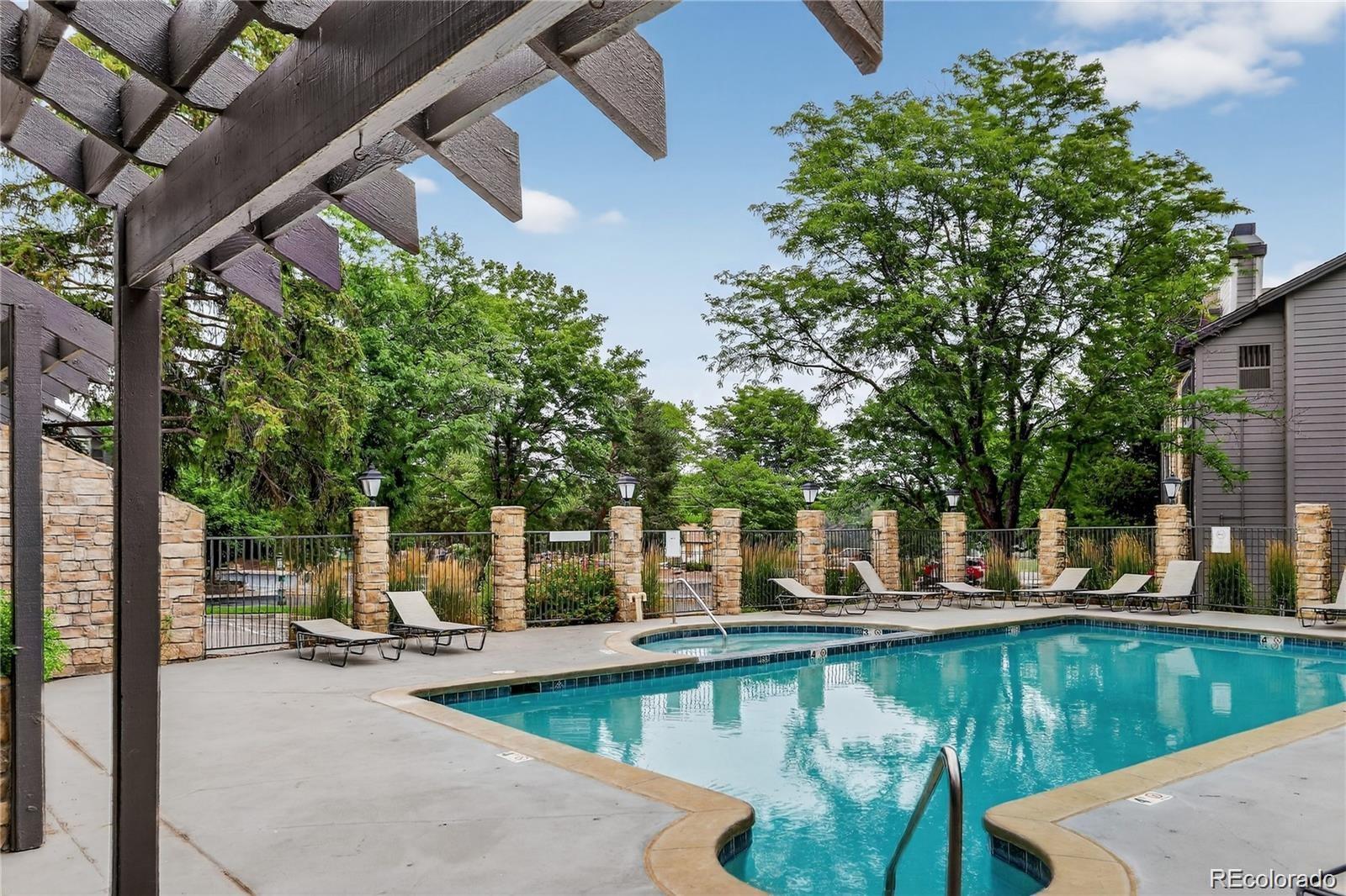 MLS Image #42 for 2575 s syracuse way h202,denver, Colorado