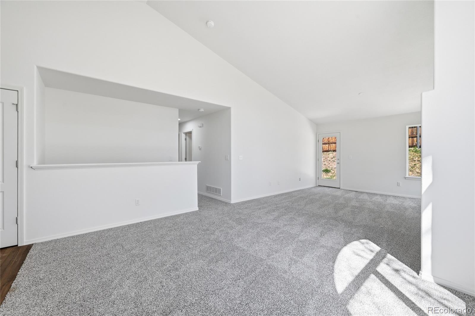 MLS Image #4 for 38  mystic lane,palmer lake, Colorado