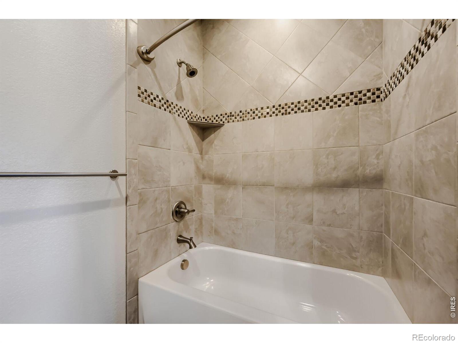 MLS Image #20 for 820  13th street,berthoud, Colorado