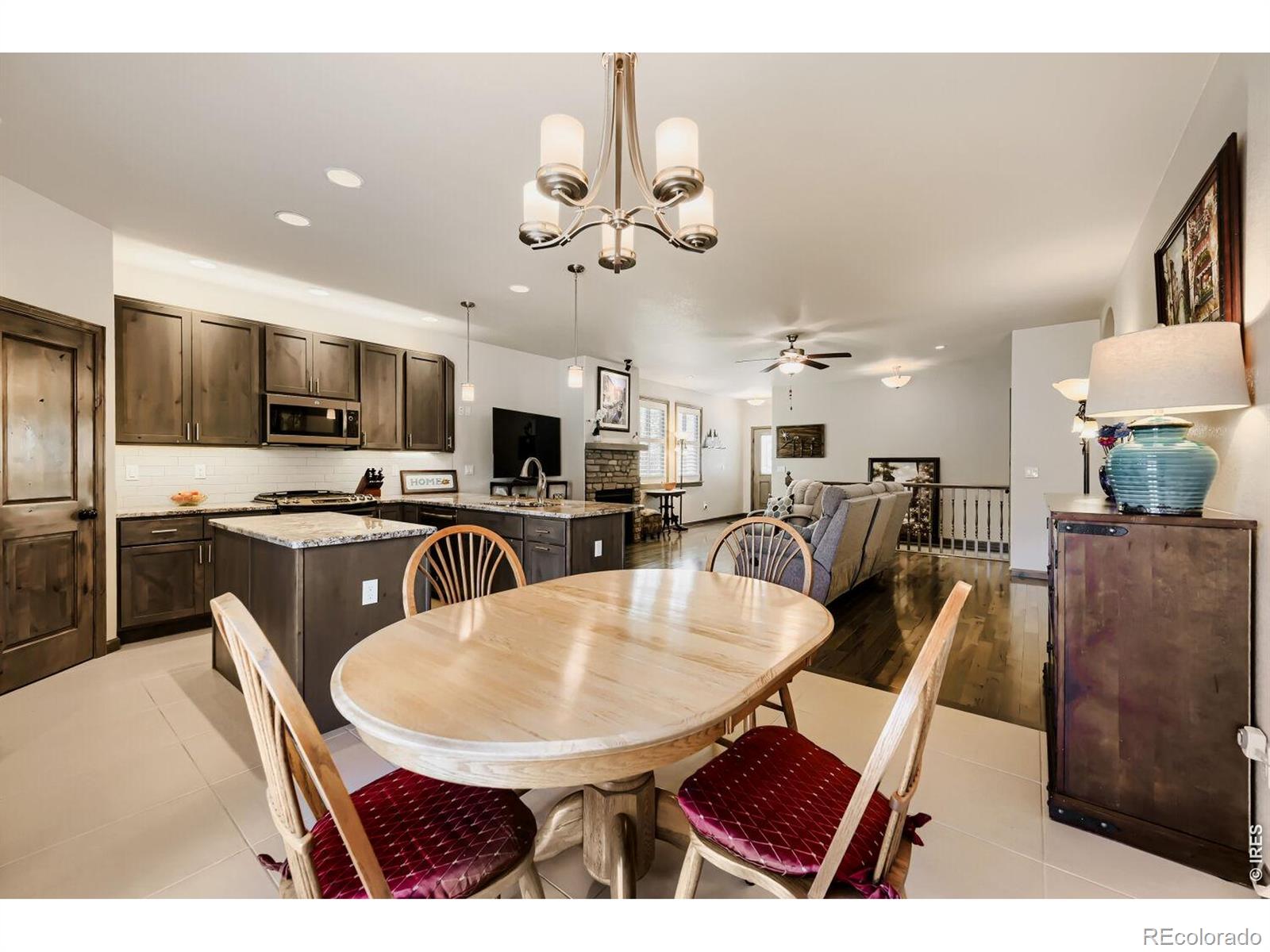 MLS Image #8 for 820  13th street,berthoud, Colorado