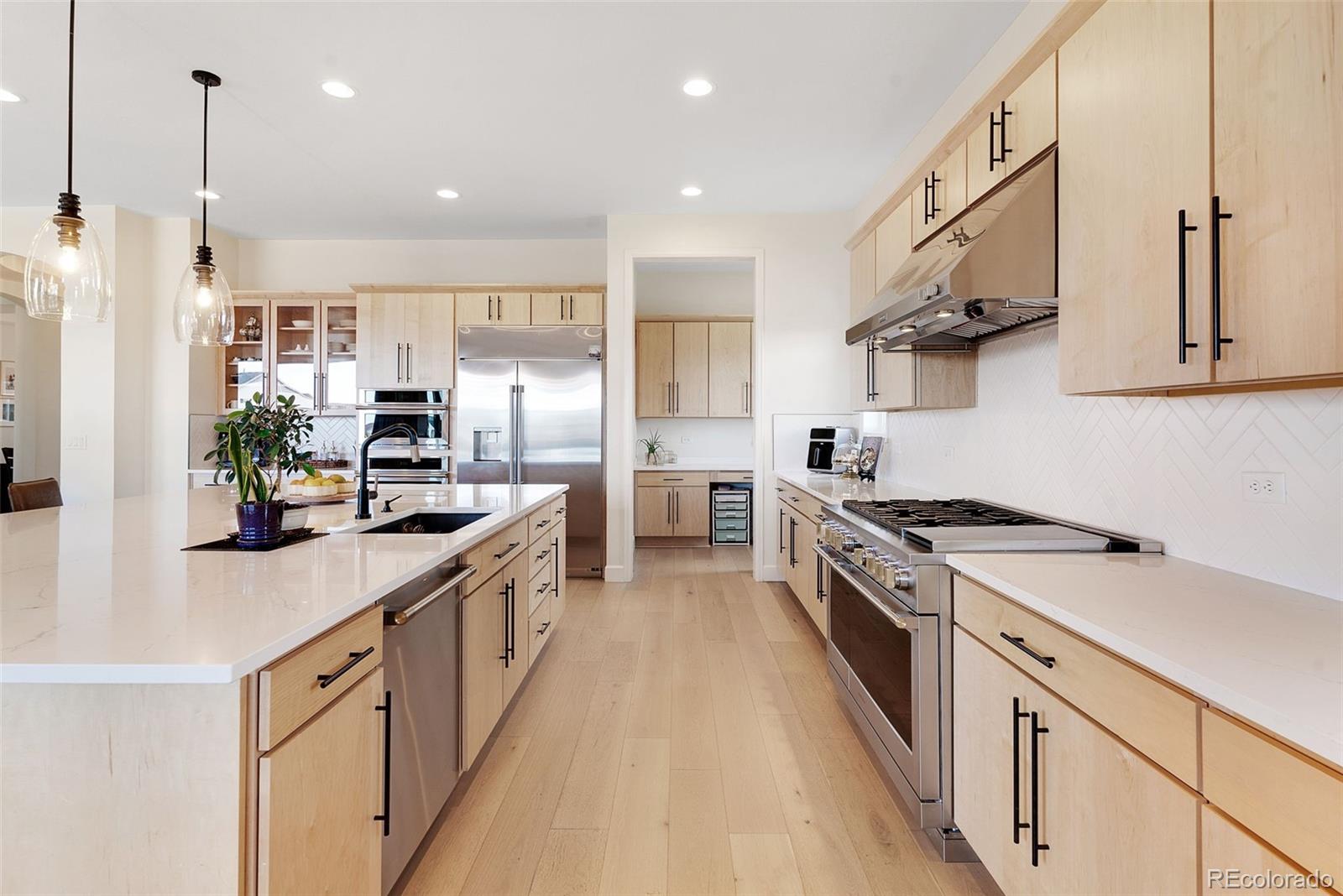 MLS Image #11 for 15831  fairway drive,commerce city, Colorado