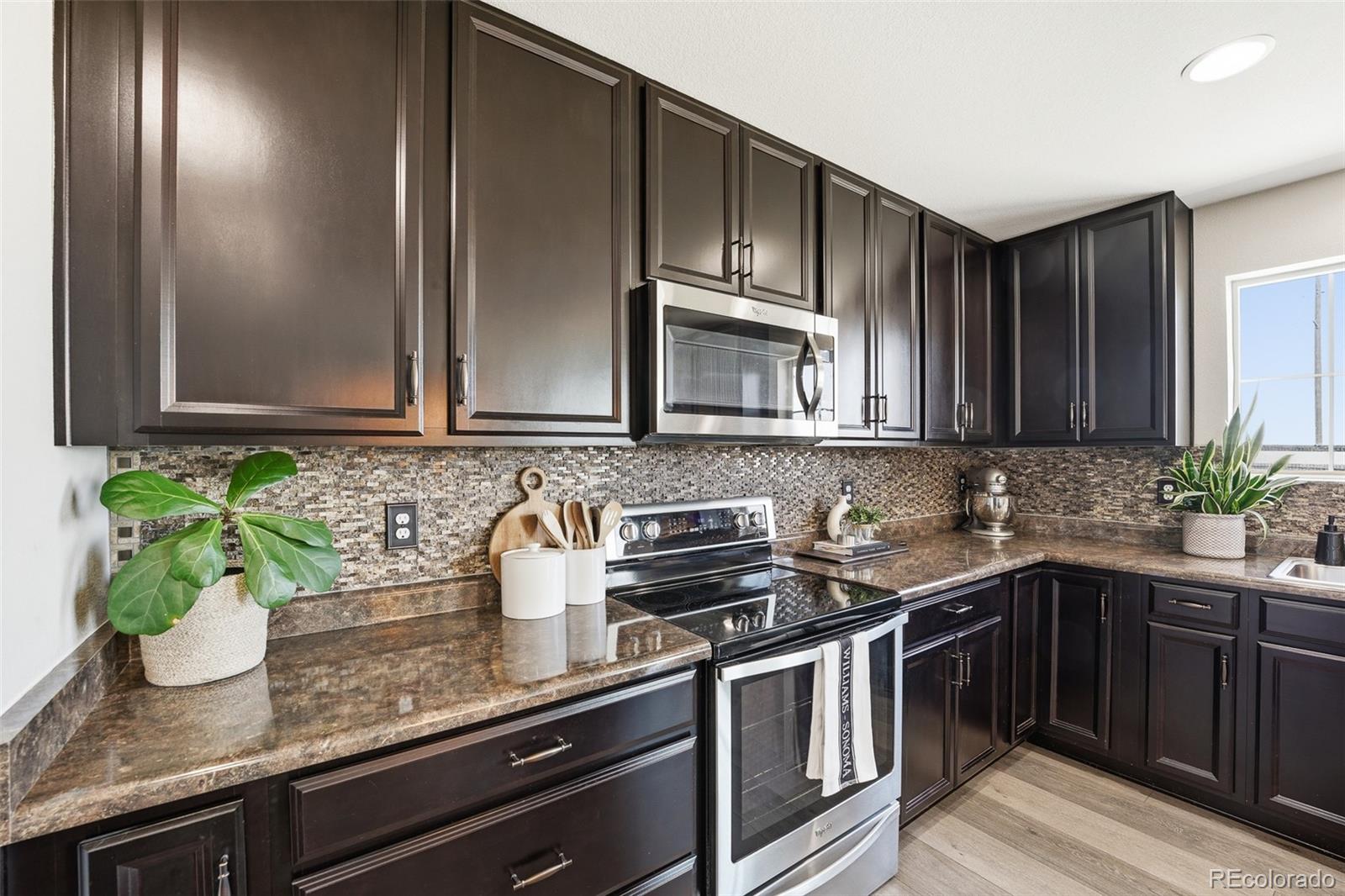 MLS Image #17 for 3490  raintree lane,dacono, Colorado