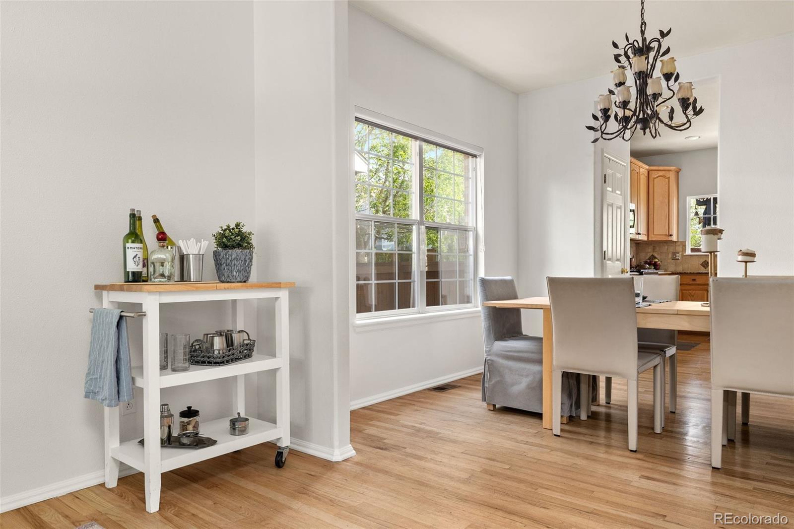 MLS Image #7 for 7304 e cedar avenue,denver, Colorado