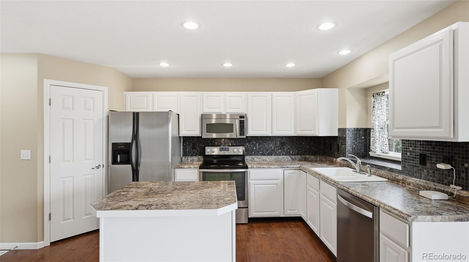 MLS Image #19 for 1317  52nd avenue court,greeley, Colorado