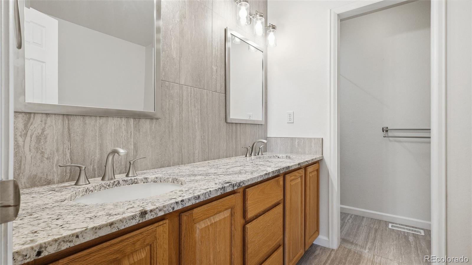 MLS Image #6 for 1317  52nd avenue court,greeley, Colorado