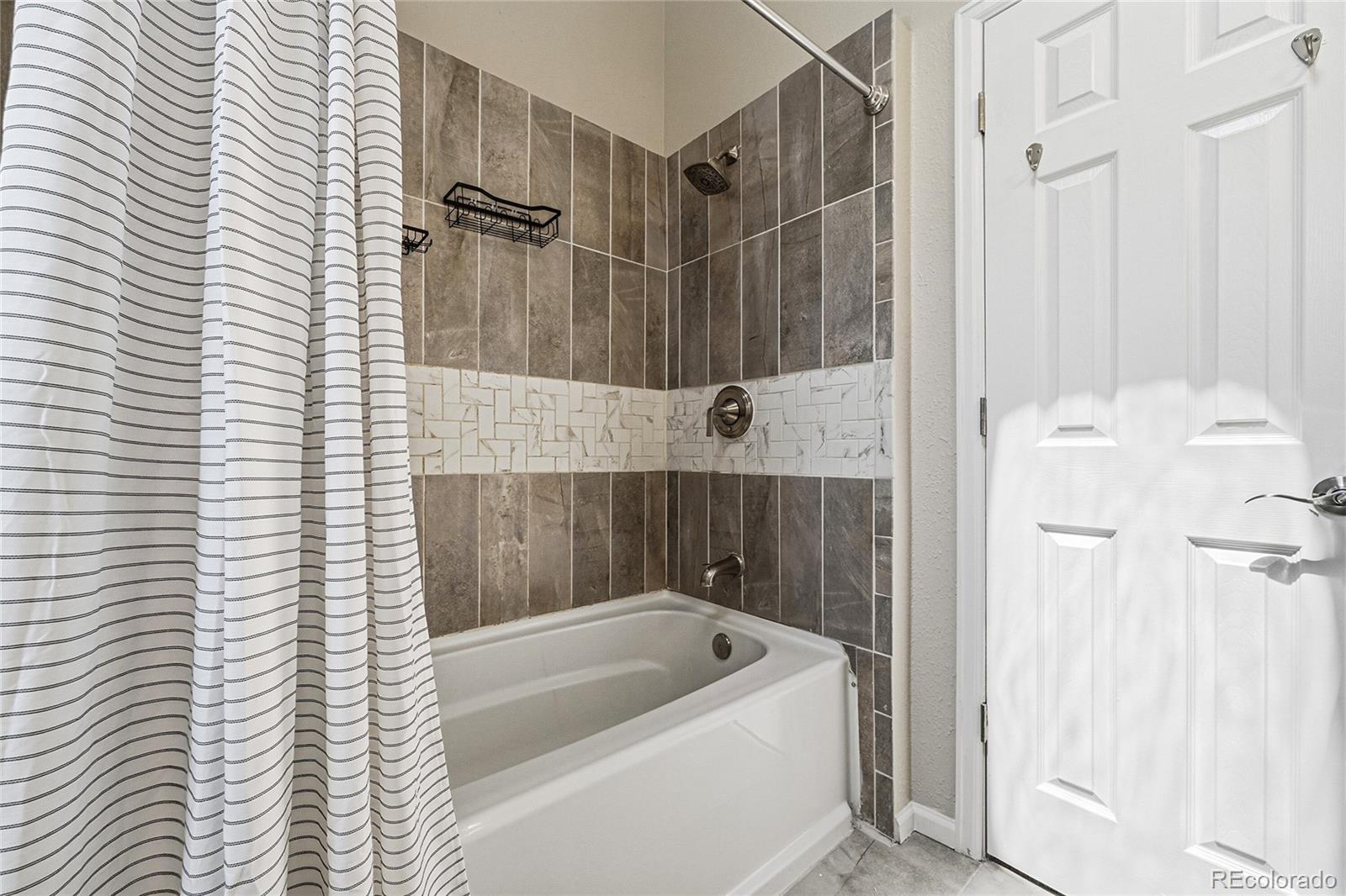 MLS Image #18 for 7580 s cove circle  ,centennial, Colorado