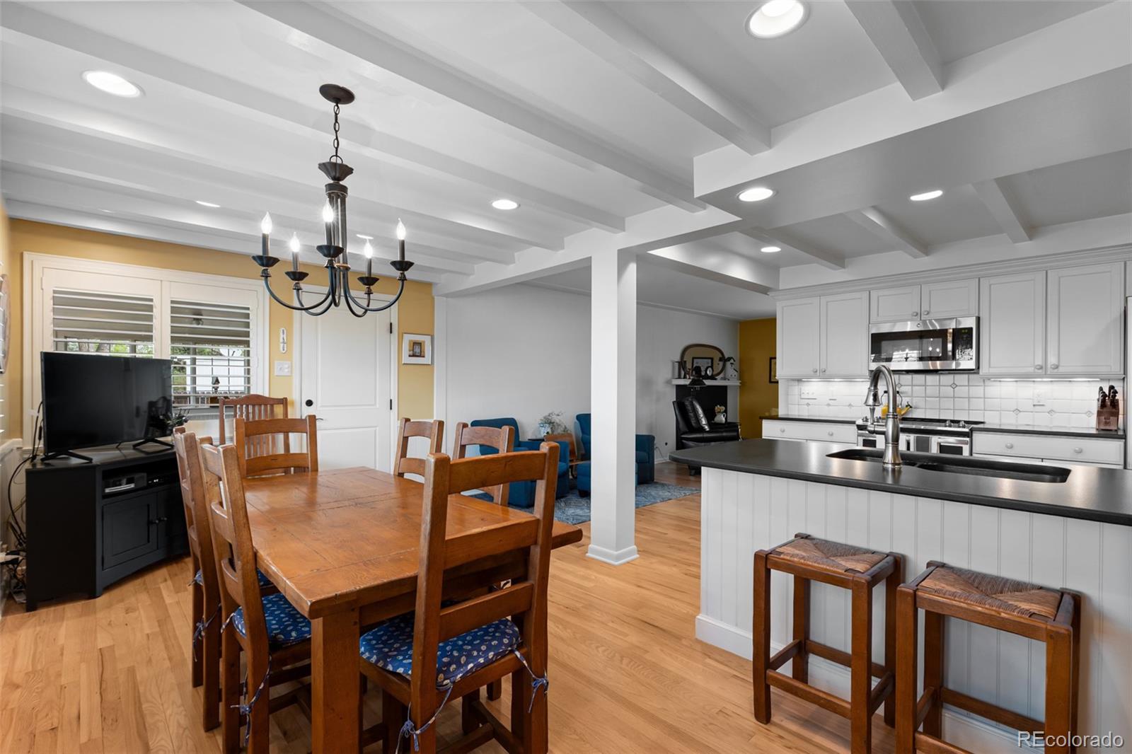 MLS Image #17 for 3047 s holly place,denver, Colorado