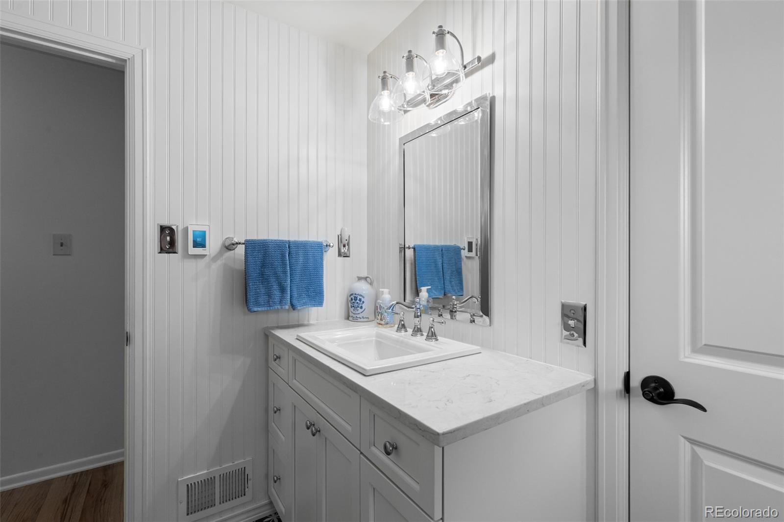 MLS Image #21 for 3047 s holly place,denver, Colorado