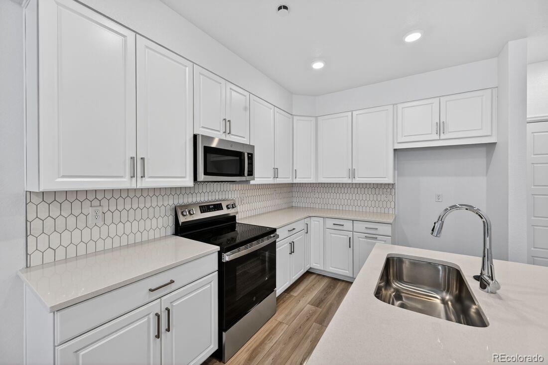 MLS Image #8 for 17114 w 91st lane,arvada, Colorado