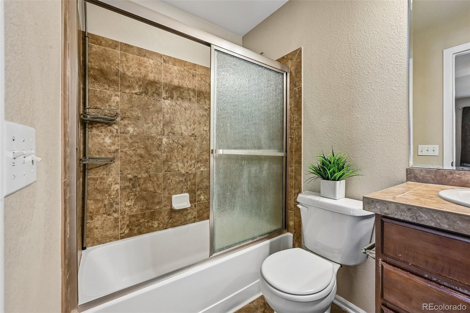 MLS Image #14 for 5777 n danube street ,denver, Colorado