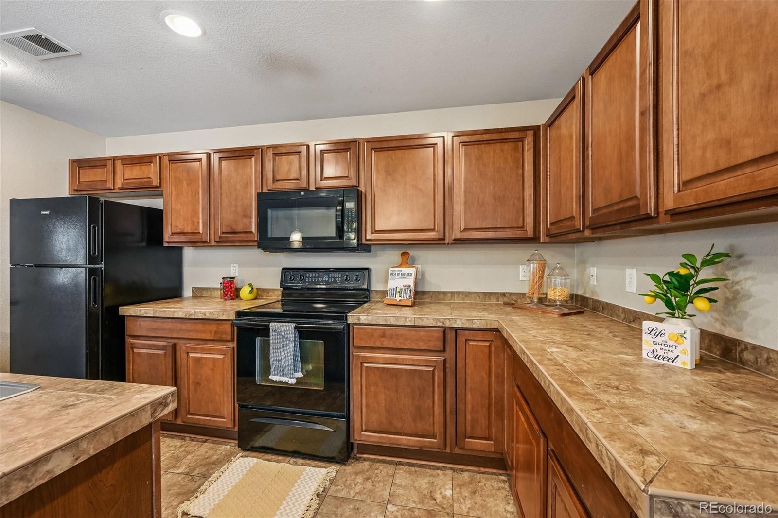 MLS Image #7 for 5777 n danube street ,denver, Colorado