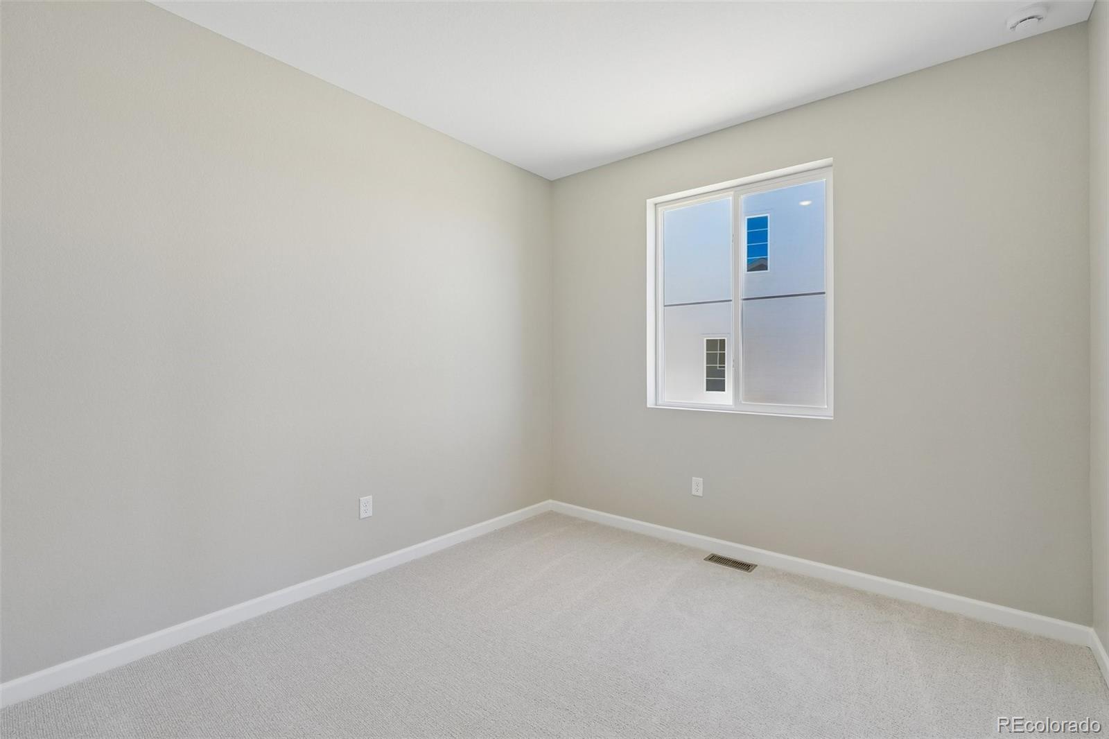 MLS Image #11 for 24406 e 35th drive,aurora, Colorado