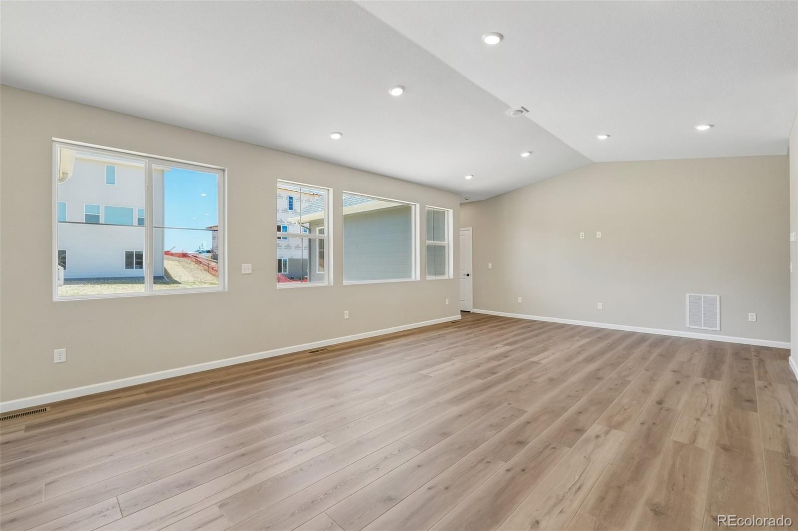 MLS Image #2 for 24406 e 35th drive,aurora, Colorado