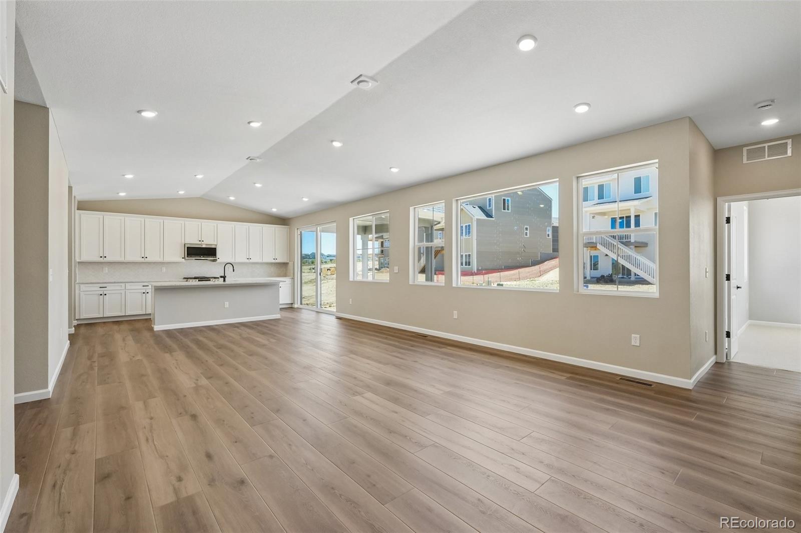 MLS Image #3 for 24406 e 35th drive,aurora, Colorado