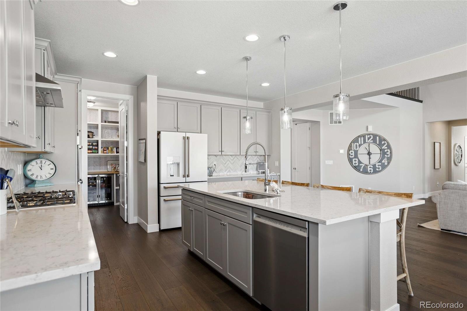 MLS Image #9 for 7125 s uriah street,aurora, Colorado