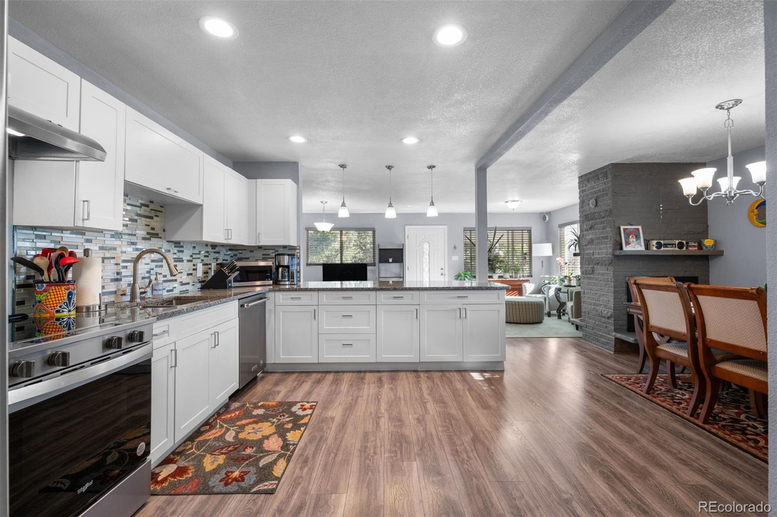 MLS Image #12 for 8395 w 64th avenue,arvada, Colorado