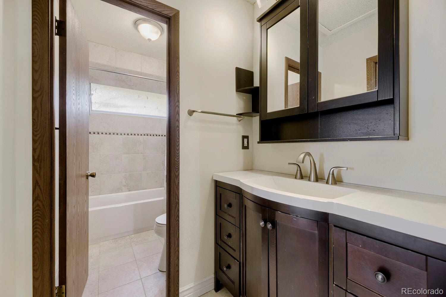 MLS Image #17 for 6720 e mississippi avenue,denver, Colorado