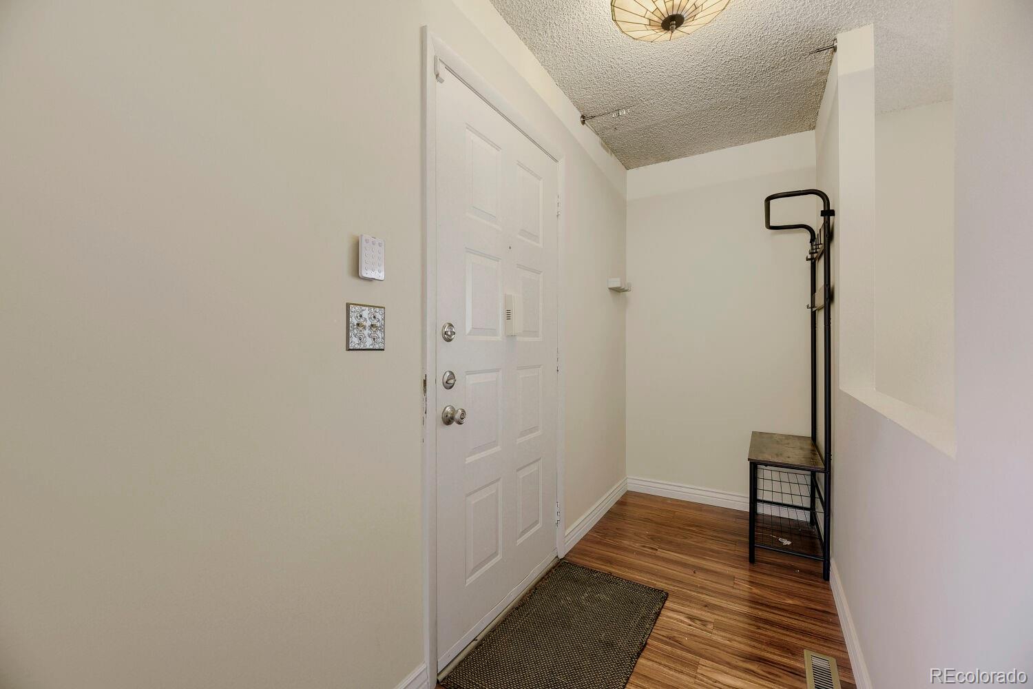 MLS Image #4 for 6720 e mississippi avenue,denver, Colorado