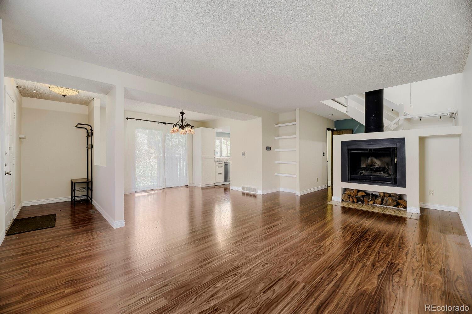 MLS Image #6 for 6720 e mississippi avenue,denver, Colorado