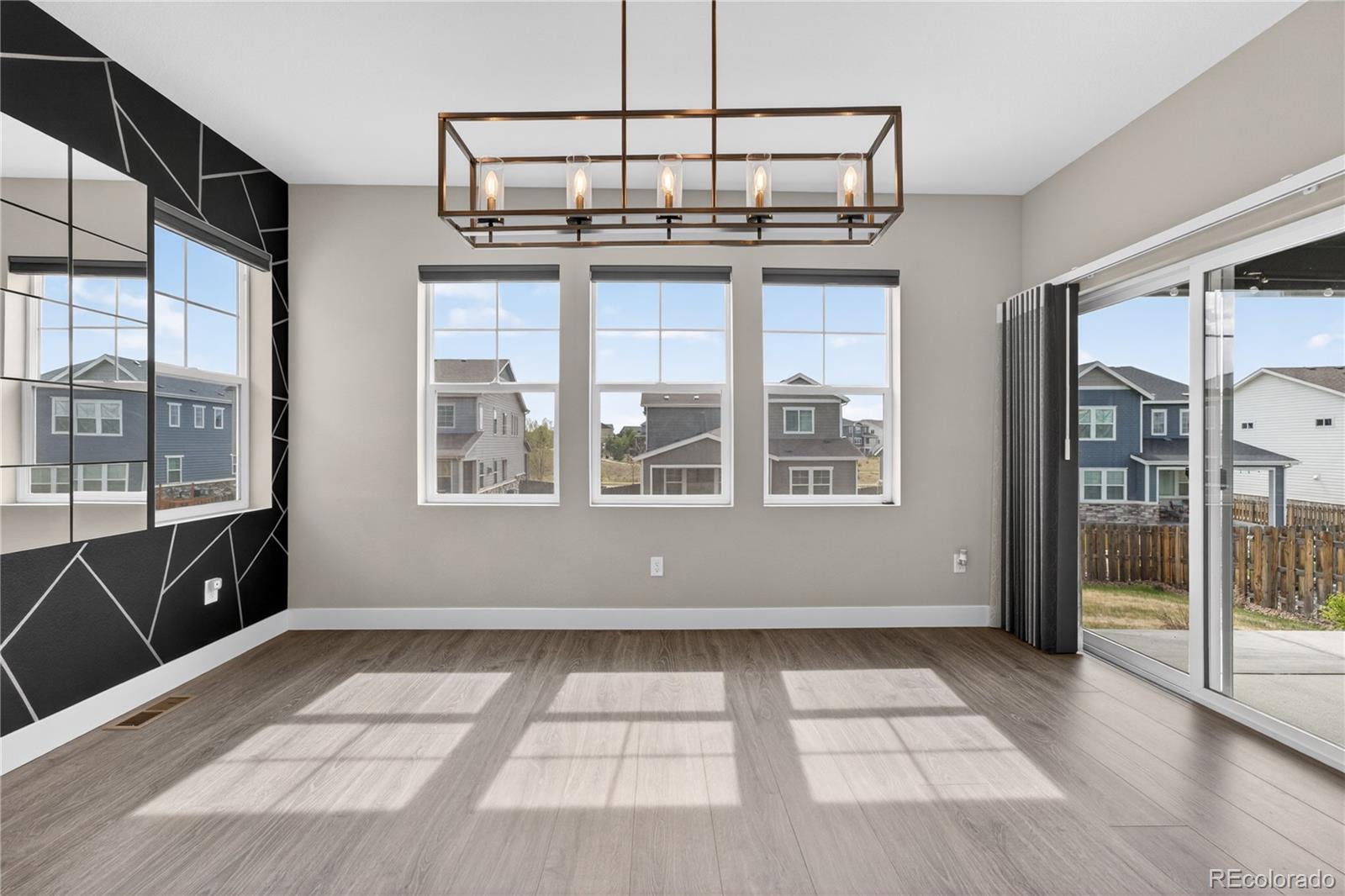 MLS Image #13 for 127 n oak hill way,aurora, Colorado
