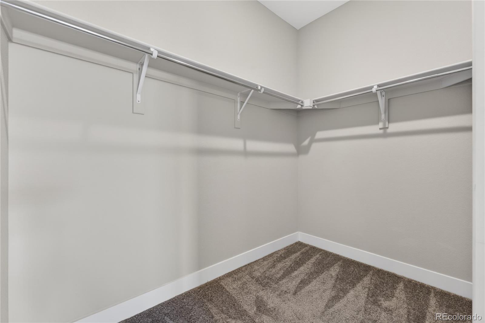 MLS Image #24 for 127 n oak hill way,aurora, Colorado