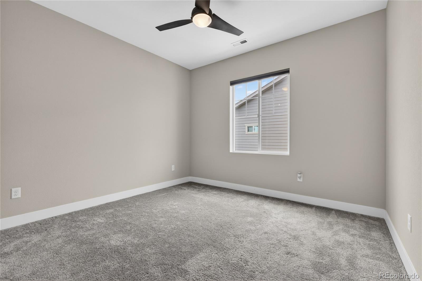 MLS Image #25 for 127 n oak hill way,aurora, Colorado