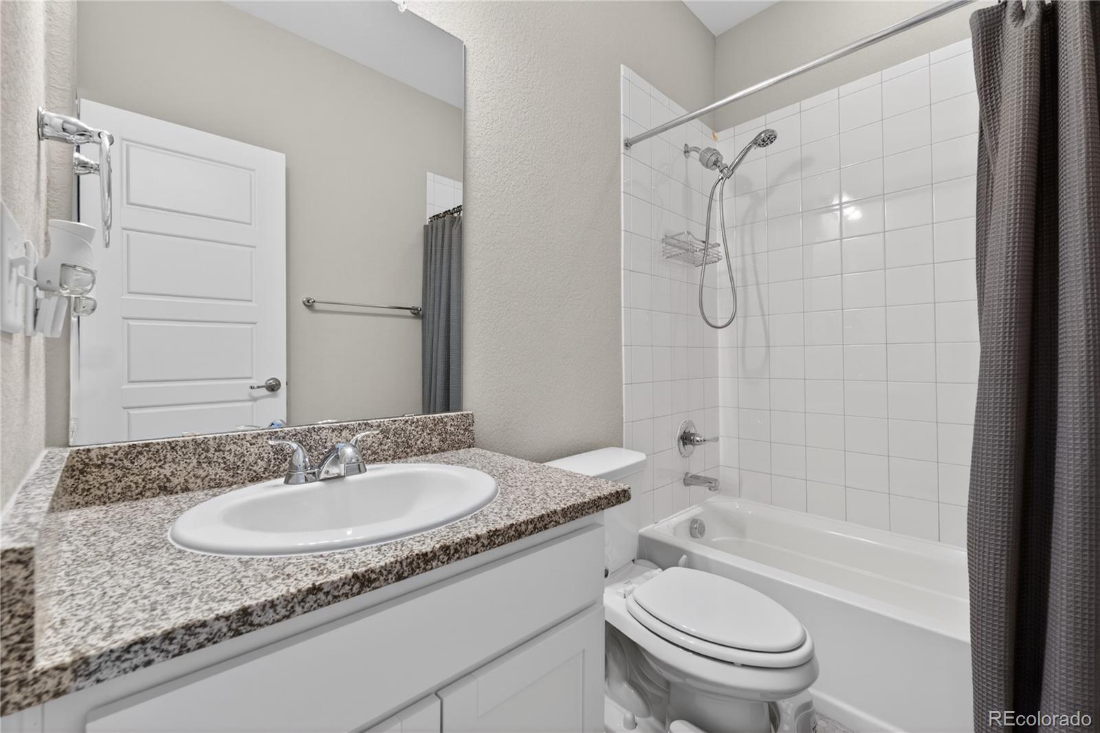MLS Image #26 for 127 n oak hill way,aurora, Colorado