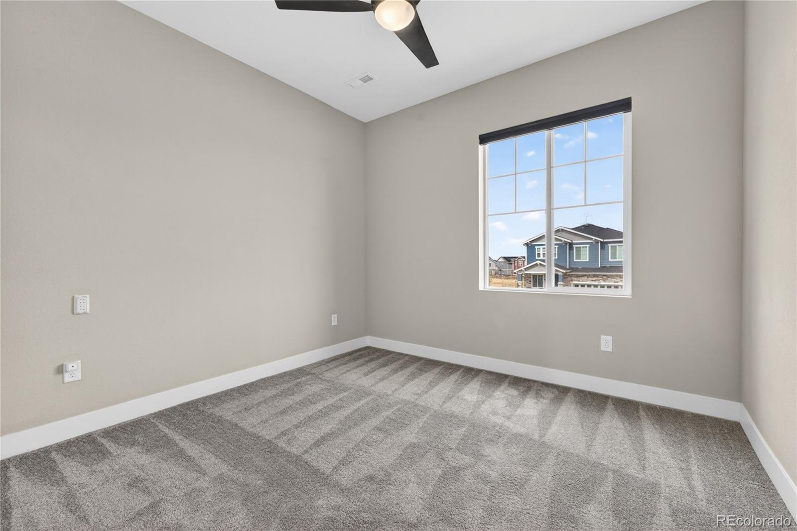 MLS Image #27 for 127 n oak hill way,aurora, Colorado