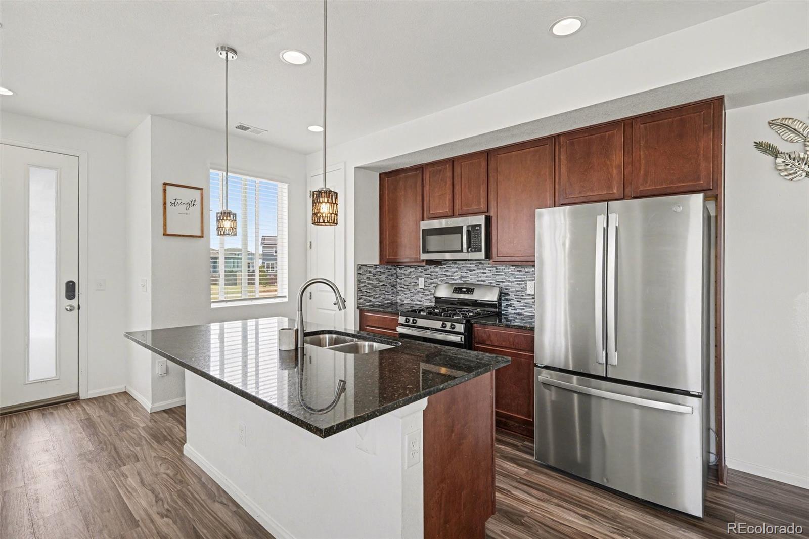 MLS Image #9 for 10 n trussville street,aurora, Colorado
