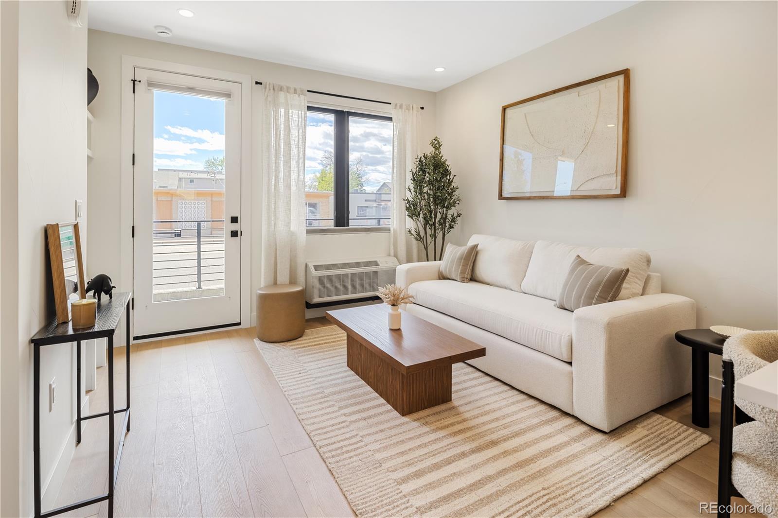 MLS Image #3 for 3825 w 38th avenue 2,denver, Colorado